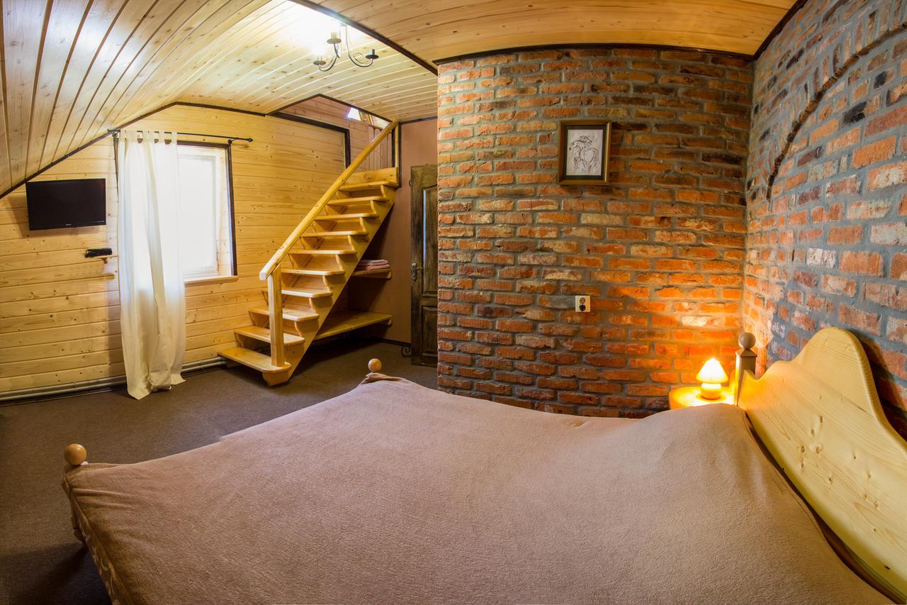 Adelis Hotel Jaremtsje Buitenkant foto