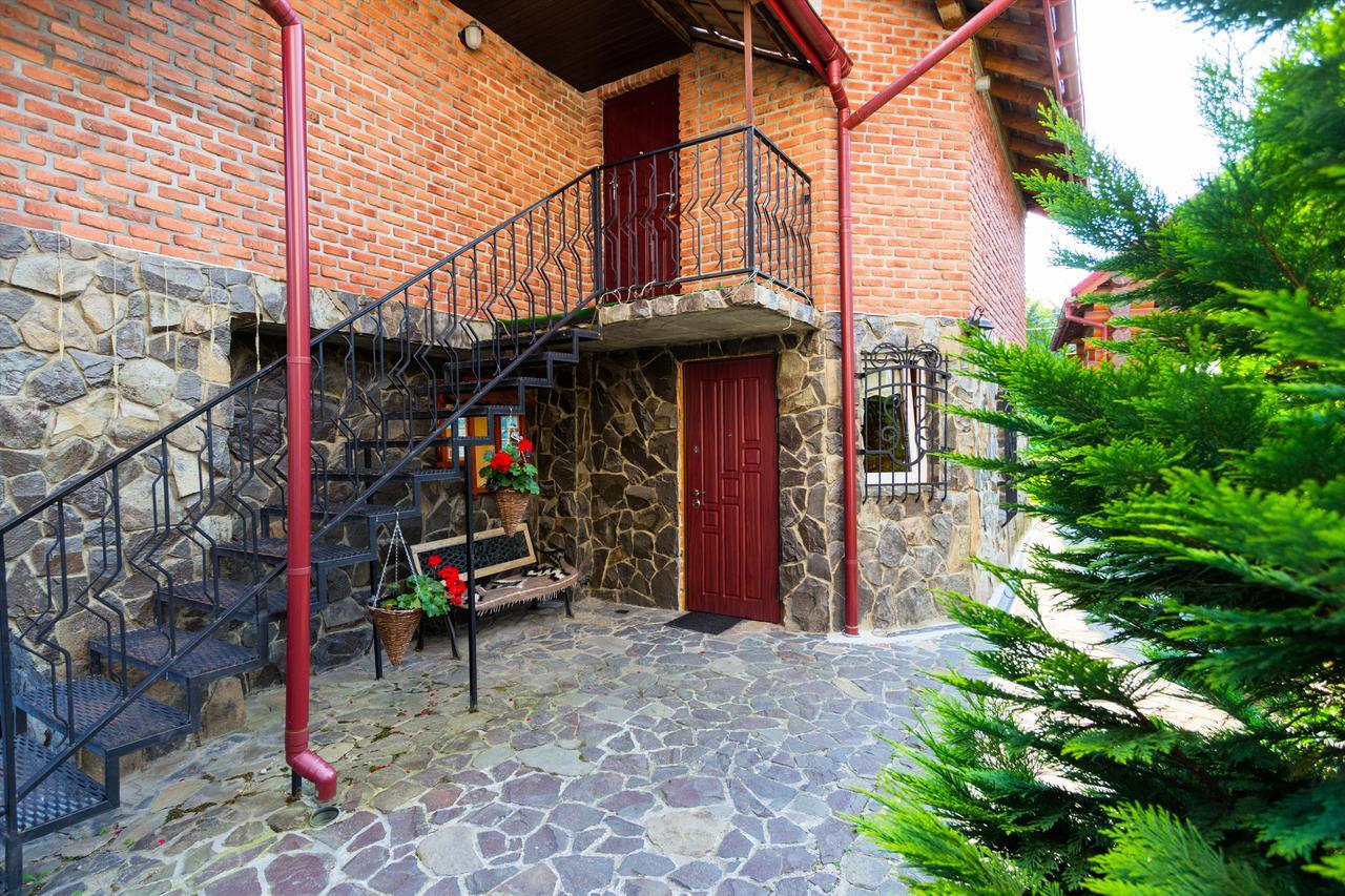 Adelis Hotel Jaremtsje Buitenkant foto